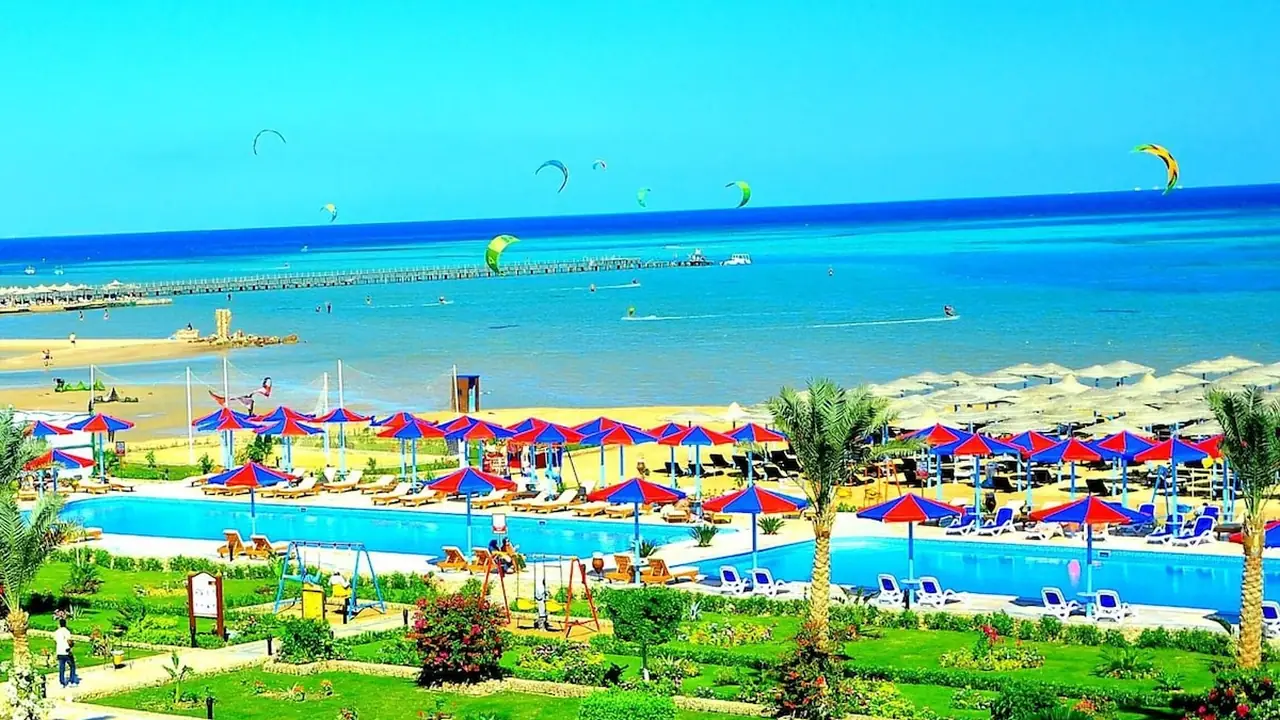 الفندق فلو سبكتروم ريزورت سهل حشيش - سهل حشيش